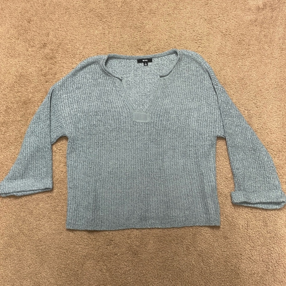 Blu Pepper split neck pullover sweater. Small
